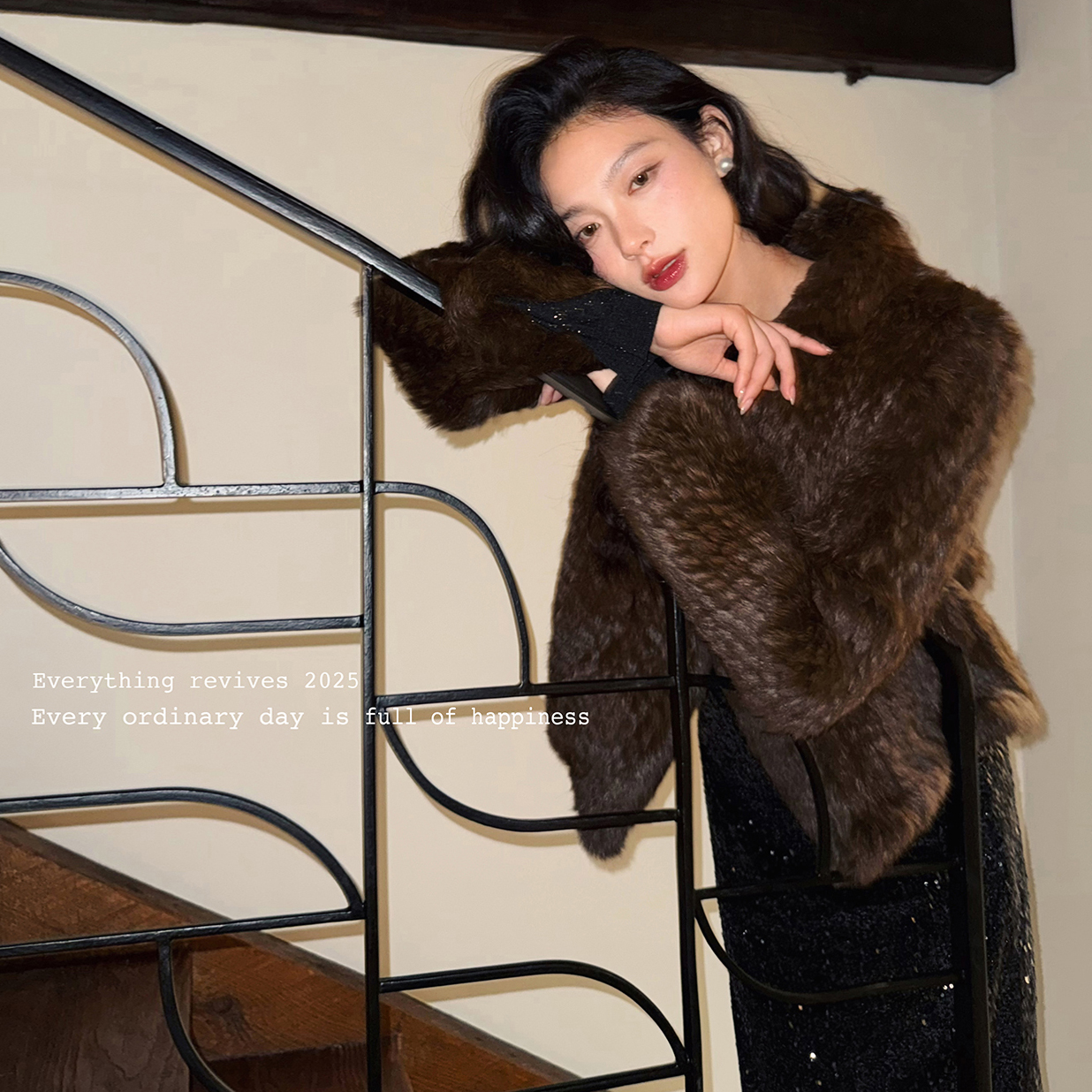 洋气新店REDMEMORY矜贵千金 优雅玫瑰 匠心兔毛麦穗编织皮草