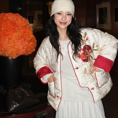 洋气新店REDMEMORY东方艺术品 贵气千金 立体钉珠刺绣羽绒棉服