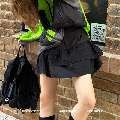 洋气新店REDMEMORY显瘦的魔法  瞬间拉长身材 不规则起边剪裁短裙