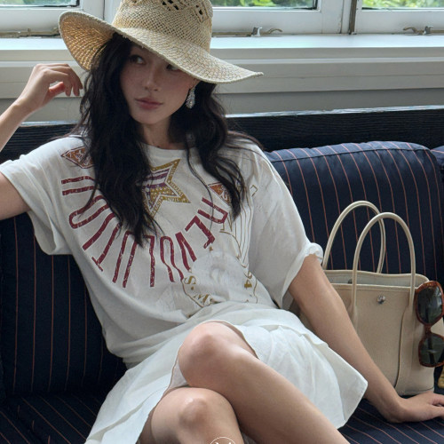 洋气新店REDMEMORY美式松弛感 显白色系~时髦感印花掐腰宽松T
