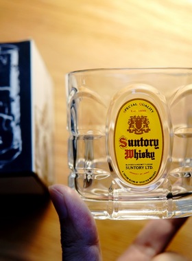 日本SUNTORY LTD三得利WHISKEY 角杯龟甲型玻璃杯威士忌酒杯带盒