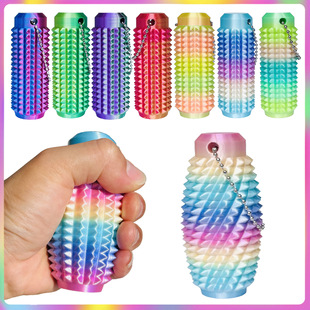 Stim 跨境爆款 Spiky Grippie 指尖减压按摩钥匙链 Keychain便携式