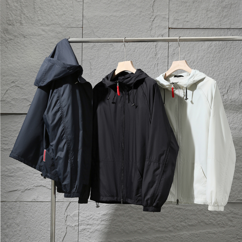 小普家设计小红绳 轻量透气春季男士连帽休闲运动夹克薄外套D2756