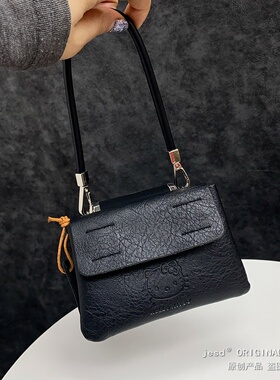 高级感黑色可爱KT猫零钱包适用摩托罗拉razr50手机壳razr60ultra新款Moto razr50ultra保护套毛球斜挎挂绳