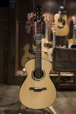 大连原木堂美产手工木吉他