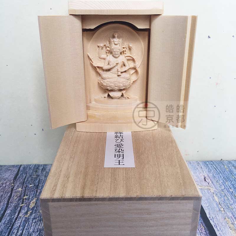 日本和歌山县高野山金刚三昧院爱染明王像树脂制木制缘结摆件