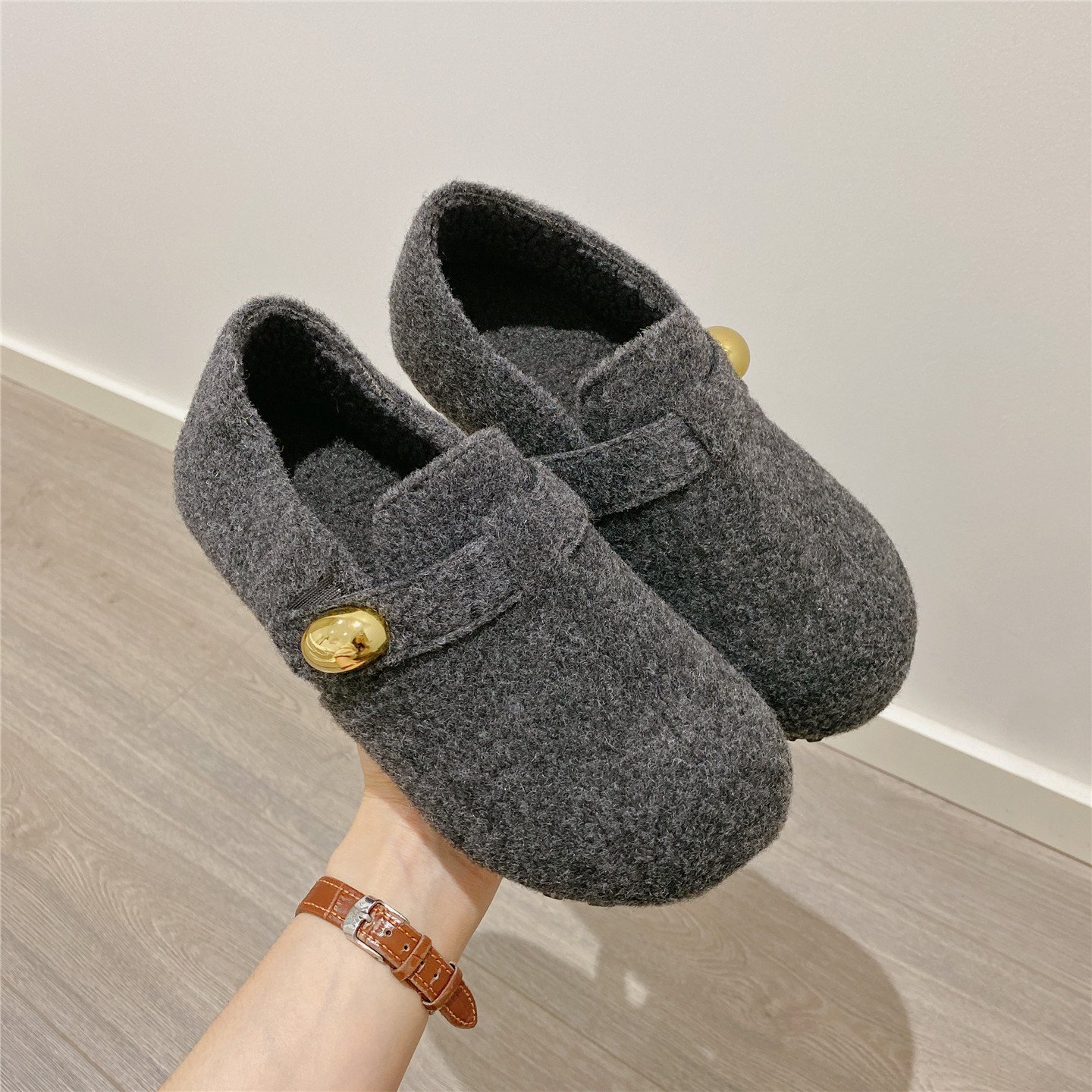魔术贴内增高软底加绒毛毛鞋单鞋女2025冬季新款乐福鞋棉鞋豆豆鞋