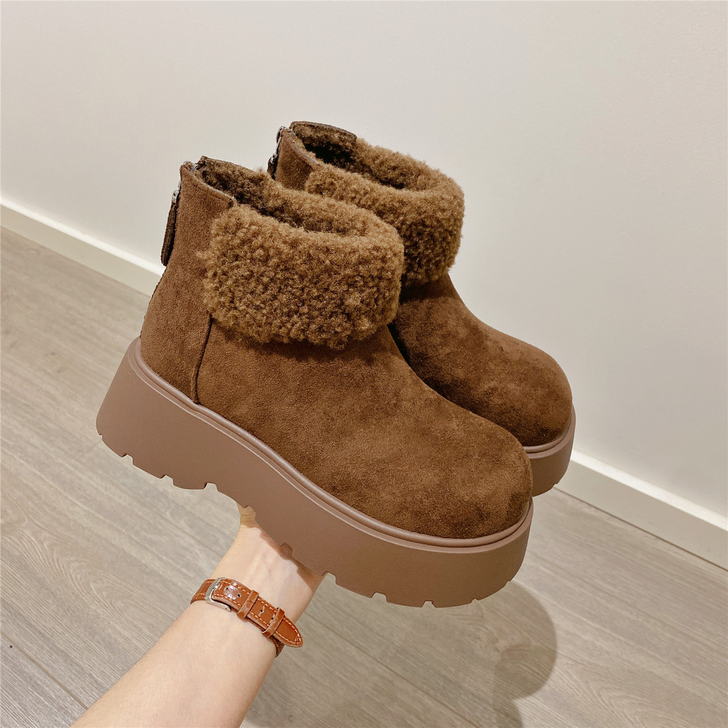毛毛鞋雪地靴女加绒保暖2025冬季新款韩版厚底松糕复古短靴棉靴女