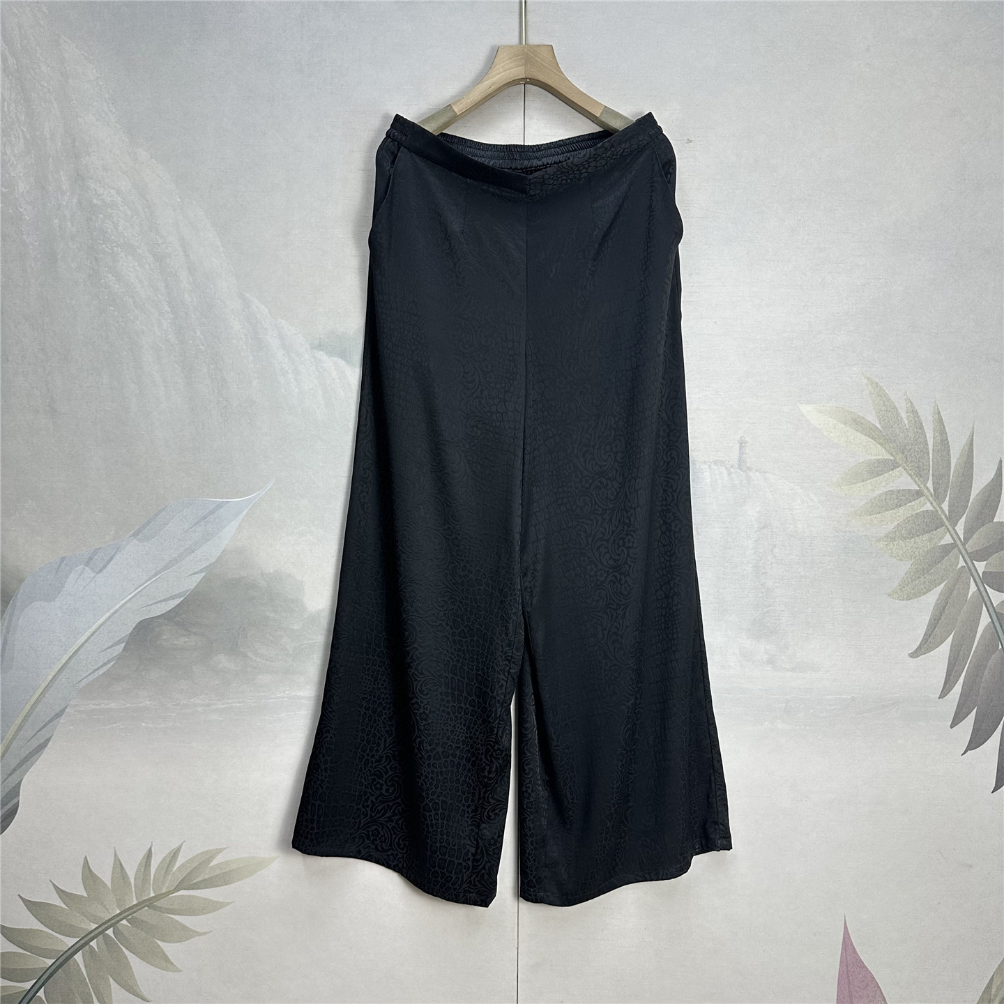 诗家~正宗香云纱桑波缎裤子25夏百搭桑蚕丝黑色直筒提花真丝长裤,女装/女士精品,休闲裤,淘宝优惠券,粉丝福利购,淘宝优惠卷