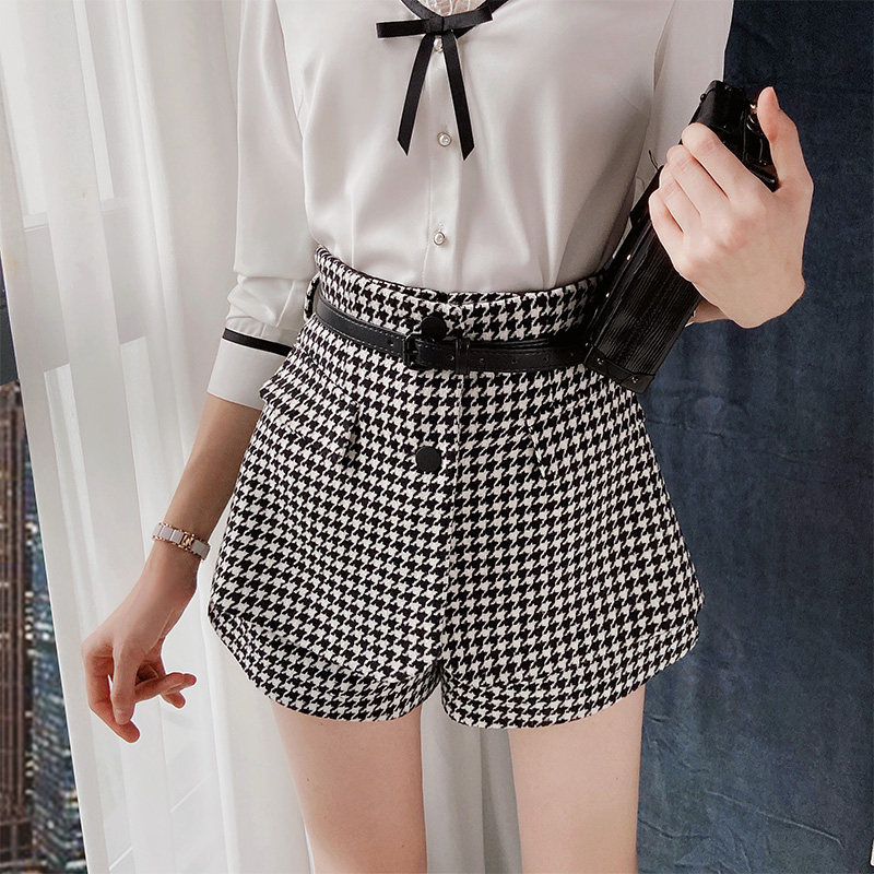 粉红大布娃娃短裤女2021新款春休闲洋气千鸟格直筒显瘦百搭裙裤