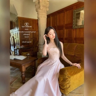 Mummy 高级感精致简约鱼骨露背吊带轻礼服连衣裙 Cat下蛋喵