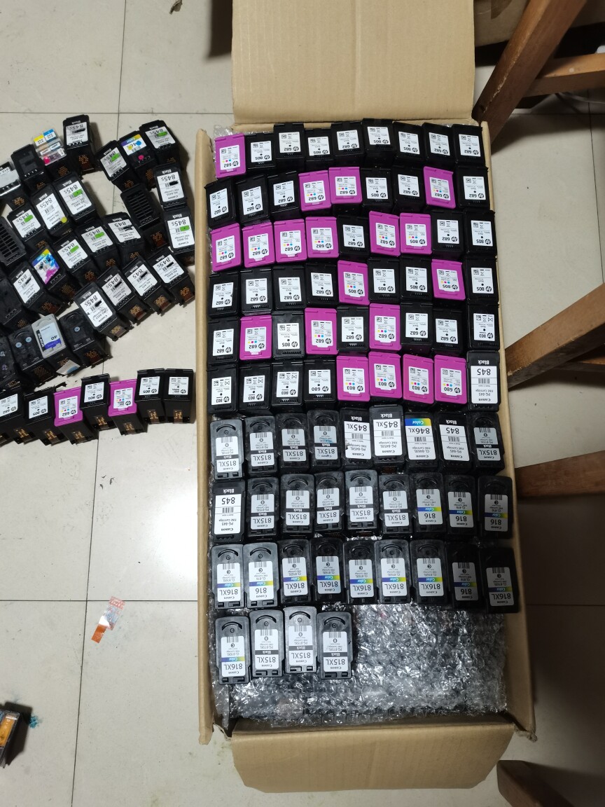 大量回收惠普新旧墨盒原装惠普墨盒