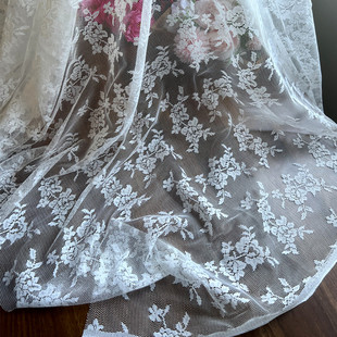 本白色芙蓉花类似连衣裙服装布料花朵拍摄背景蕾丝桌布布料