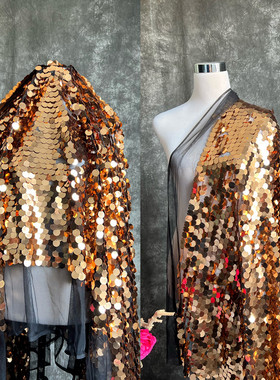 C18mm金黄色香槟金色大亮片鱼鳞片网面料背景布亮片布料婚纱礼服