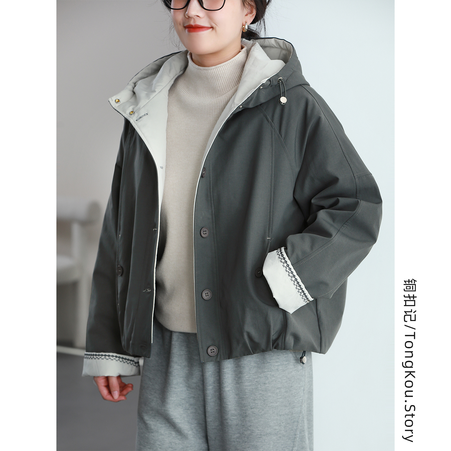 铜扣记花苞下摆棉服女连帽休闲