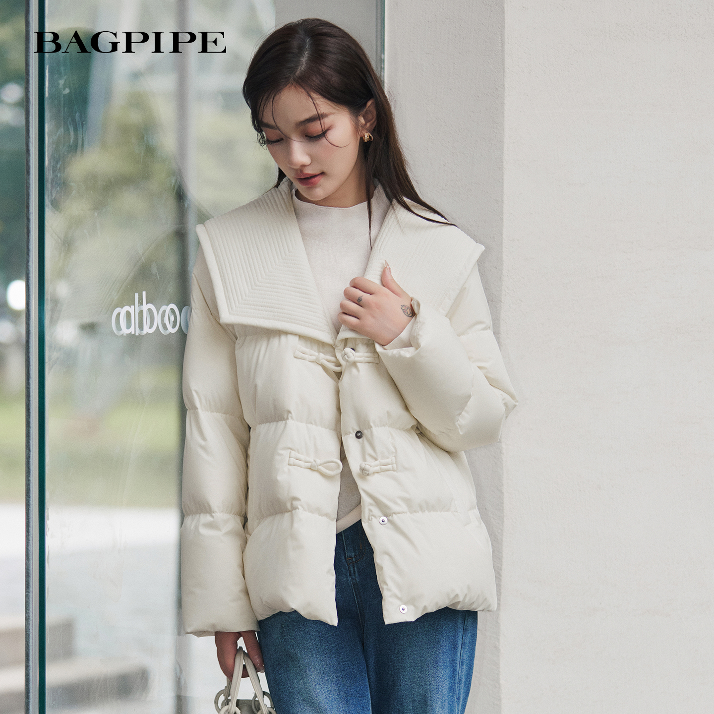 风笛针织拼接领羽绒服女2025冬季新款法式优雅设计感鹅绒外套