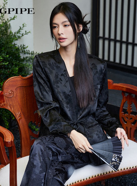 风笛2025春季新款新中式西服女装国风盘扣气质印花开衫外套