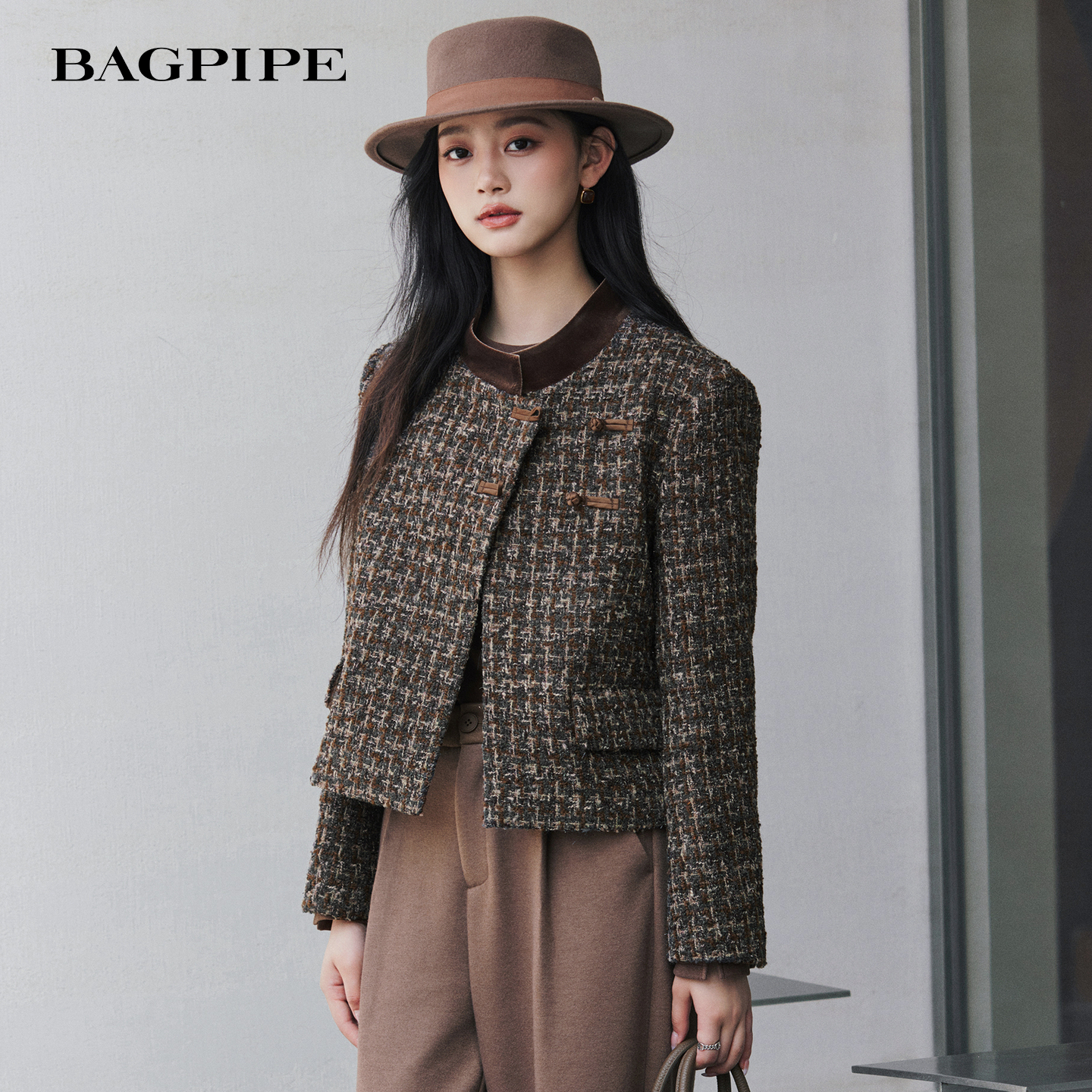 风笛2025年冬季新款复古圆领小香风短外套新中式设计感小个子外套