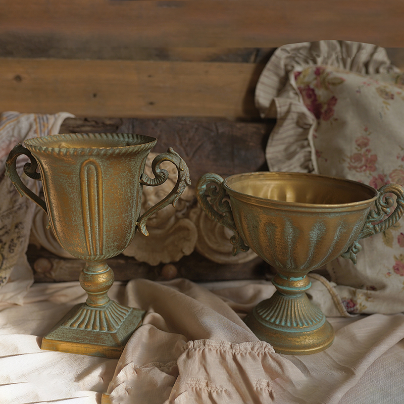 古典金色奖杯种植复古复古怀旧