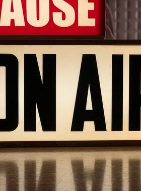 跨镜爆款 On air light box创意广播ON AIR灯箱黑字版夜灯led灯