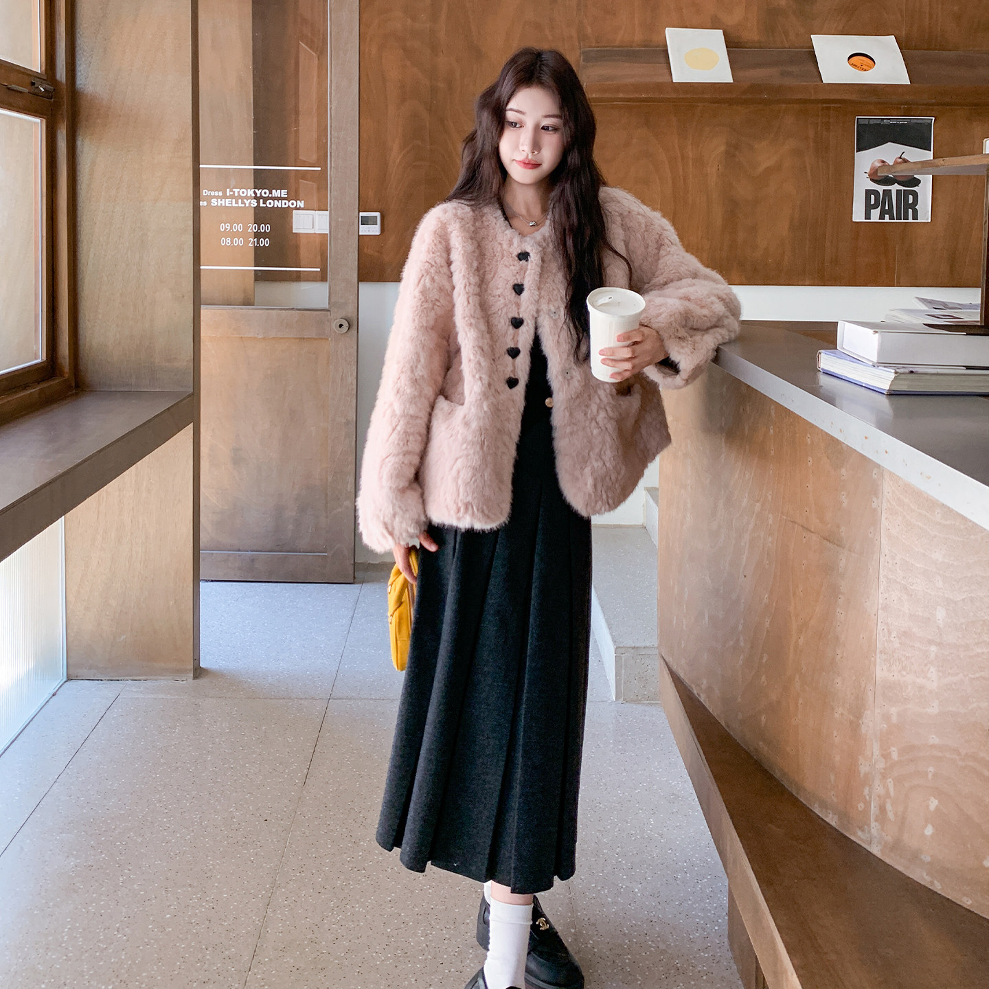 现货主推2025新款皮毛一体环保皮草减龄大衣冬1506-P175K268,女装皮草,莘蕾
