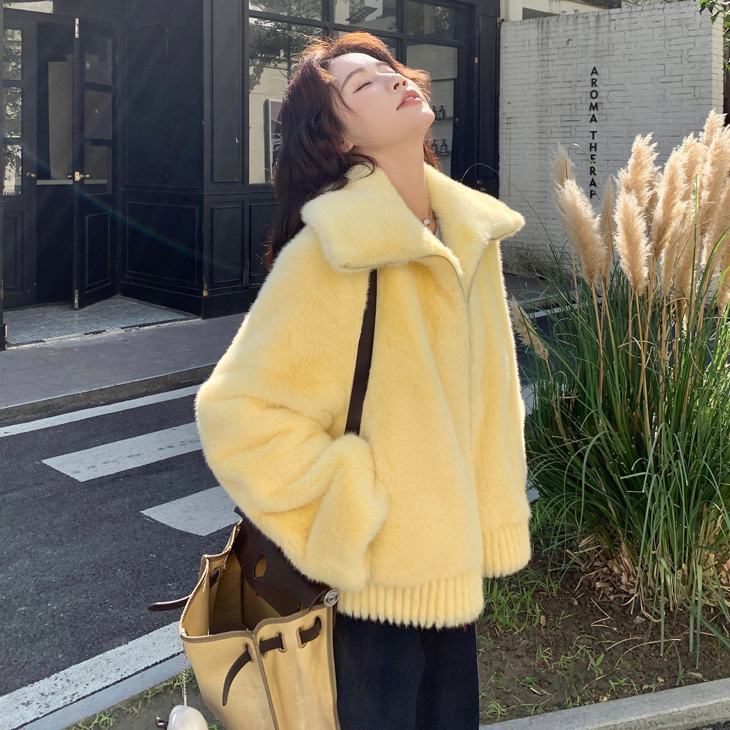 黄色气质海军领仿皮毛一体毛毛外套女秋冬季新款韩系小个子短款,女装棉衣/棉服,莘蕾