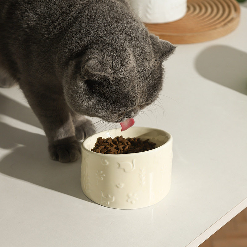 猫碗陶瓷猫碗喝水碗猫咪饭碗猫粮斜口浮雕防黑下巴狗狗盆防滑