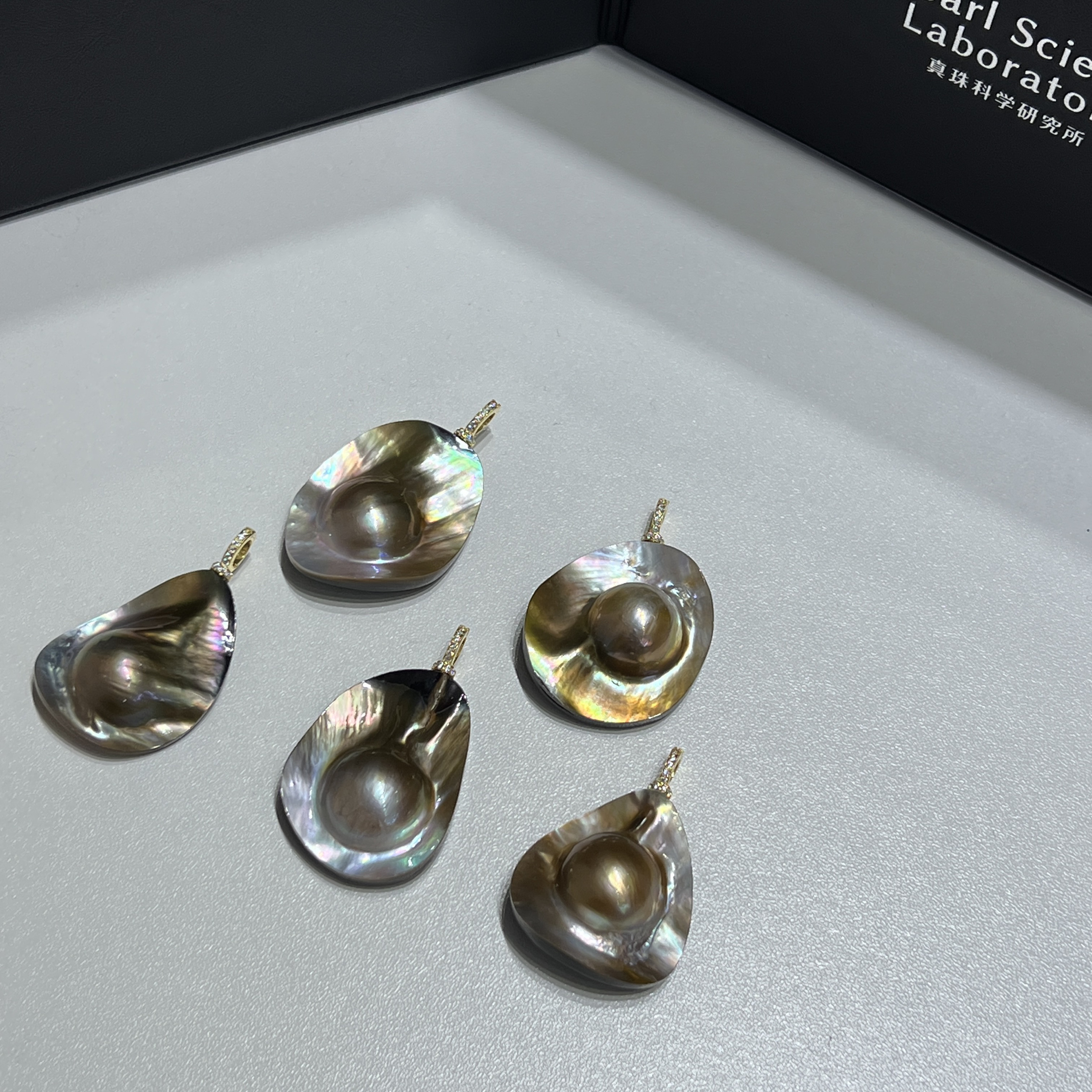 不羁海水荷包蛋马贝珍珠天然怪色草帽巴洛克S925银万能扣吊坠