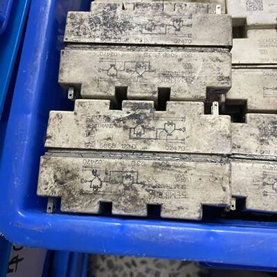 可议价SKM50GB123D，成色还可以，功能正常，批量有