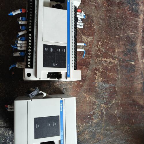 泰PLC控制器PC1M-24MR/ES +