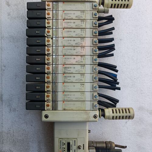 电磁气阀组，EX250-SDN1，加12个VQC2301