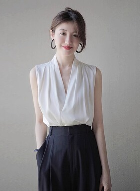 白色缎面真丝v领吊带背心女春秋西装内搭三醋酸无袖衬衣挂脖上衣