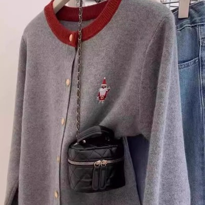刺绣圣诞老人毛衣灰色外套