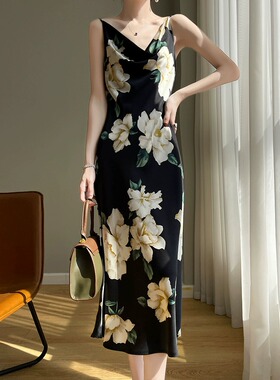 法式高端三醋酸真丝缎面吊带连衣裙女碎花夏季显瘦V领印花a字长