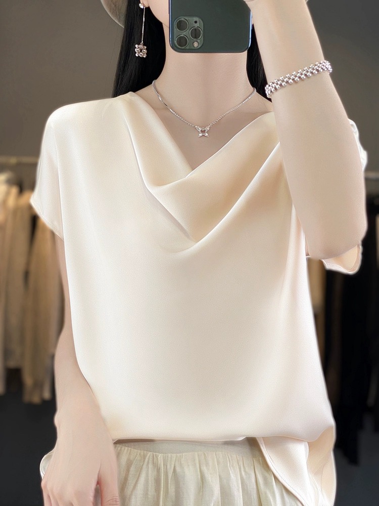 宽松显瘦打底半袖上衣休