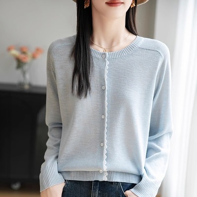 法式蕾丝边灰色圆领长袖针织开衫