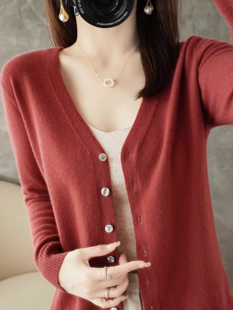 早秋新款百搭V领针织衫开衫