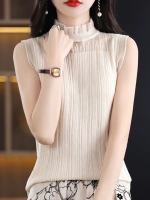 无袖花边领配开衫针织内搭