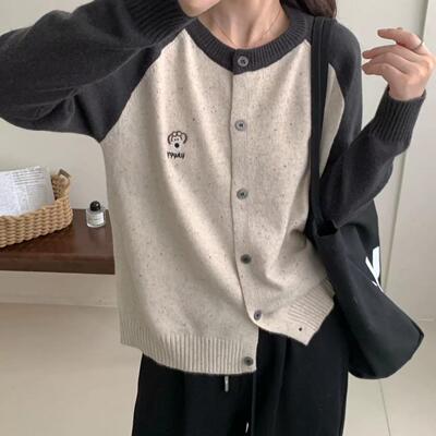 灰色小狗插肩外穿毛衣外套女2024