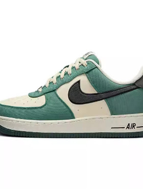 耐克/Nike Air Force1休闲板鞋FQ8713-100