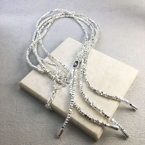 西班牙UNOde50原创个性灰色水晶情侣碎银流苏长款项链批代发