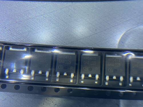 IPD50P04P4-13   4P0413  TO252 P沟道场效应管 40V 50A全新原装
