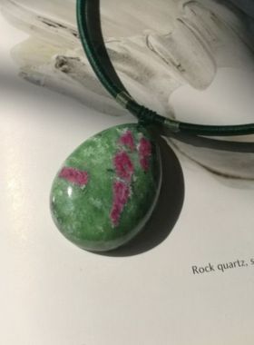 天然红绿宝吊坠纯手工蜡线/玉线包边幸运石男女毛衣坠