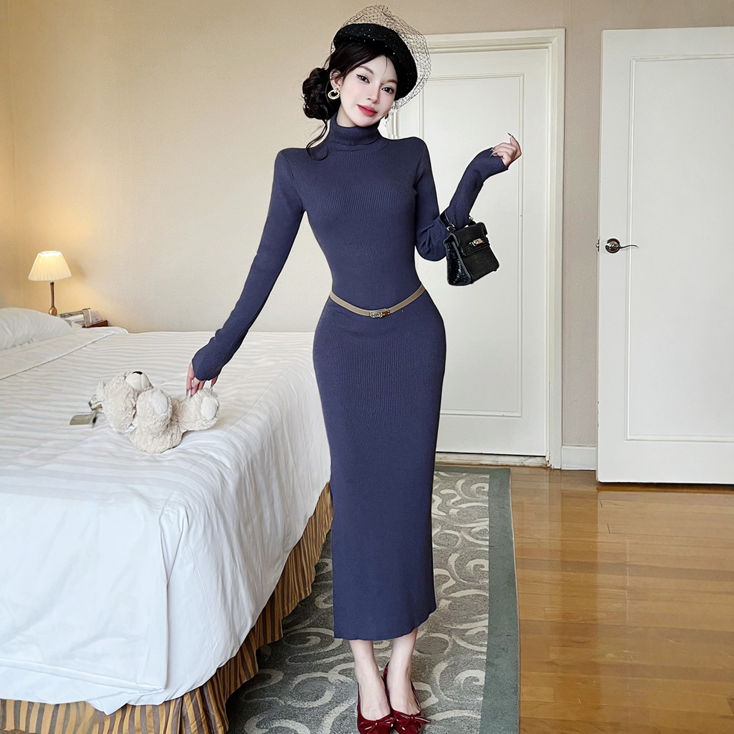 高领长款配大衣内搭针织连衣裙