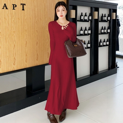 高级感气质长款针织连衣裙