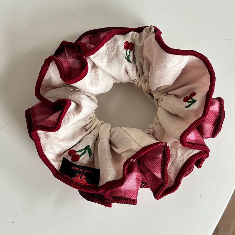 红色刺绣樱桃蝴蝶结方巾大肠发圈女慵懒风方形扎头发头绳发绳发饰,饰品/流行首饰/时尚饰品新,发饰,淘宝优惠券,粉丝福利购,淘宝优惠卷