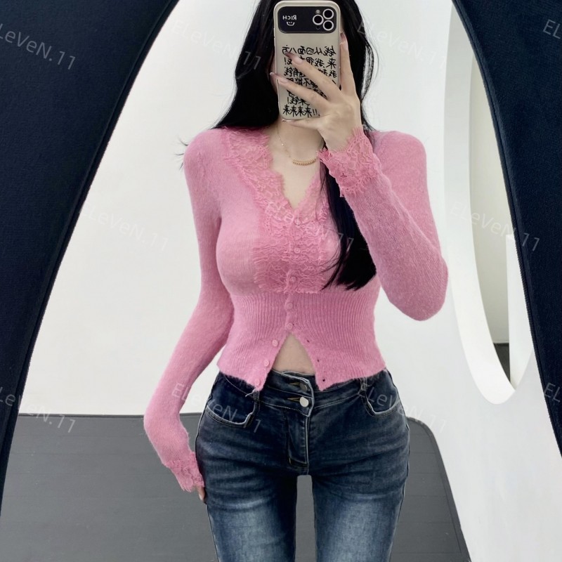 一件jue美马海毛！温柔蕾丝深V显身材上衣修身显瘦内搭打底毛衣女