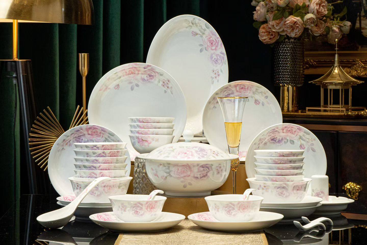 红玫瑰白瓷餐具套装碗盘家用乔迁结婚送礼高档轻奢陶瓷碗筷组合碗,餐饮具,餐具瓷器套装,淘宝优惠券,粉丝福利购,淘宝优惠卷