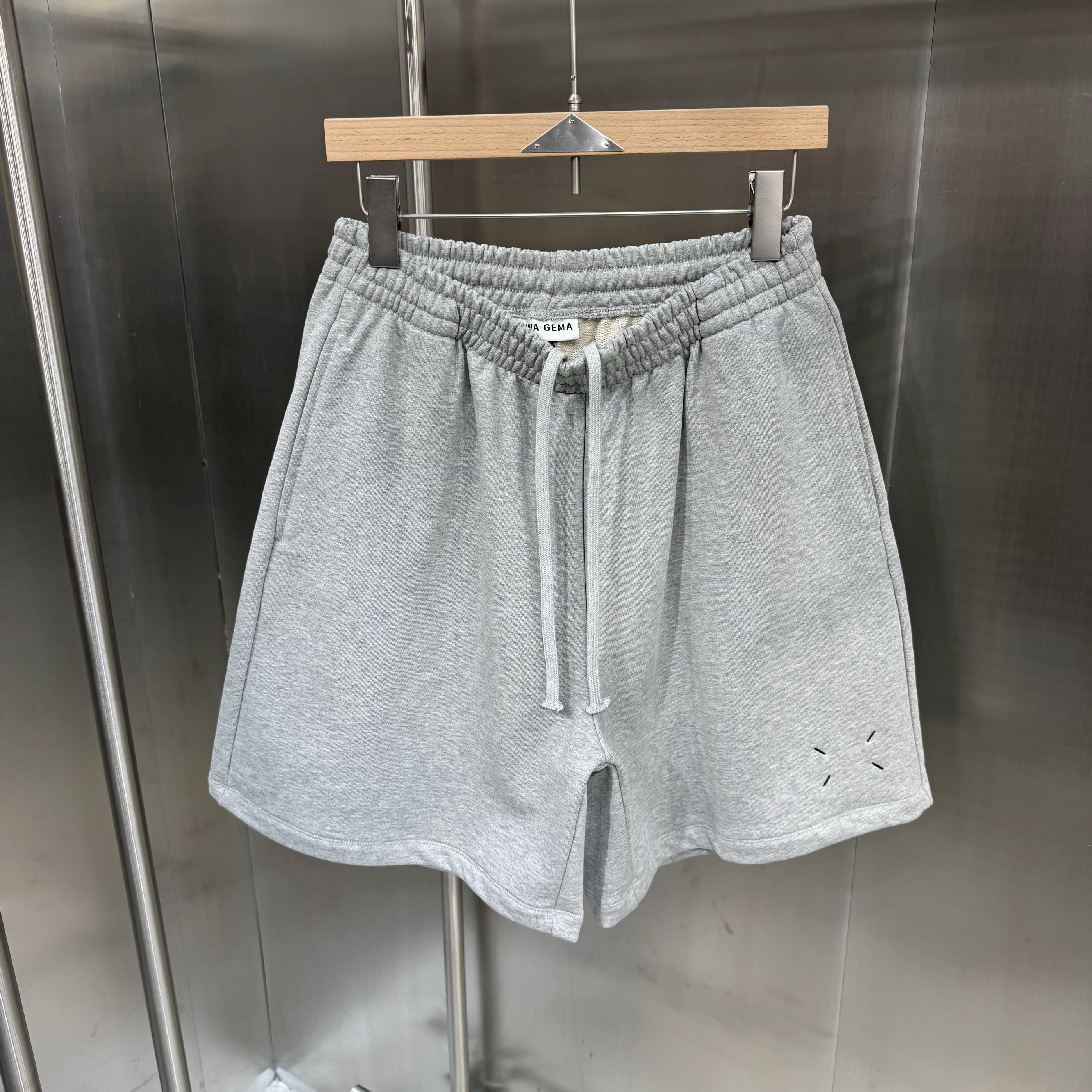 高端货定制面料水洗做旧工艺多口袋设计男士休闲运动五分短裤