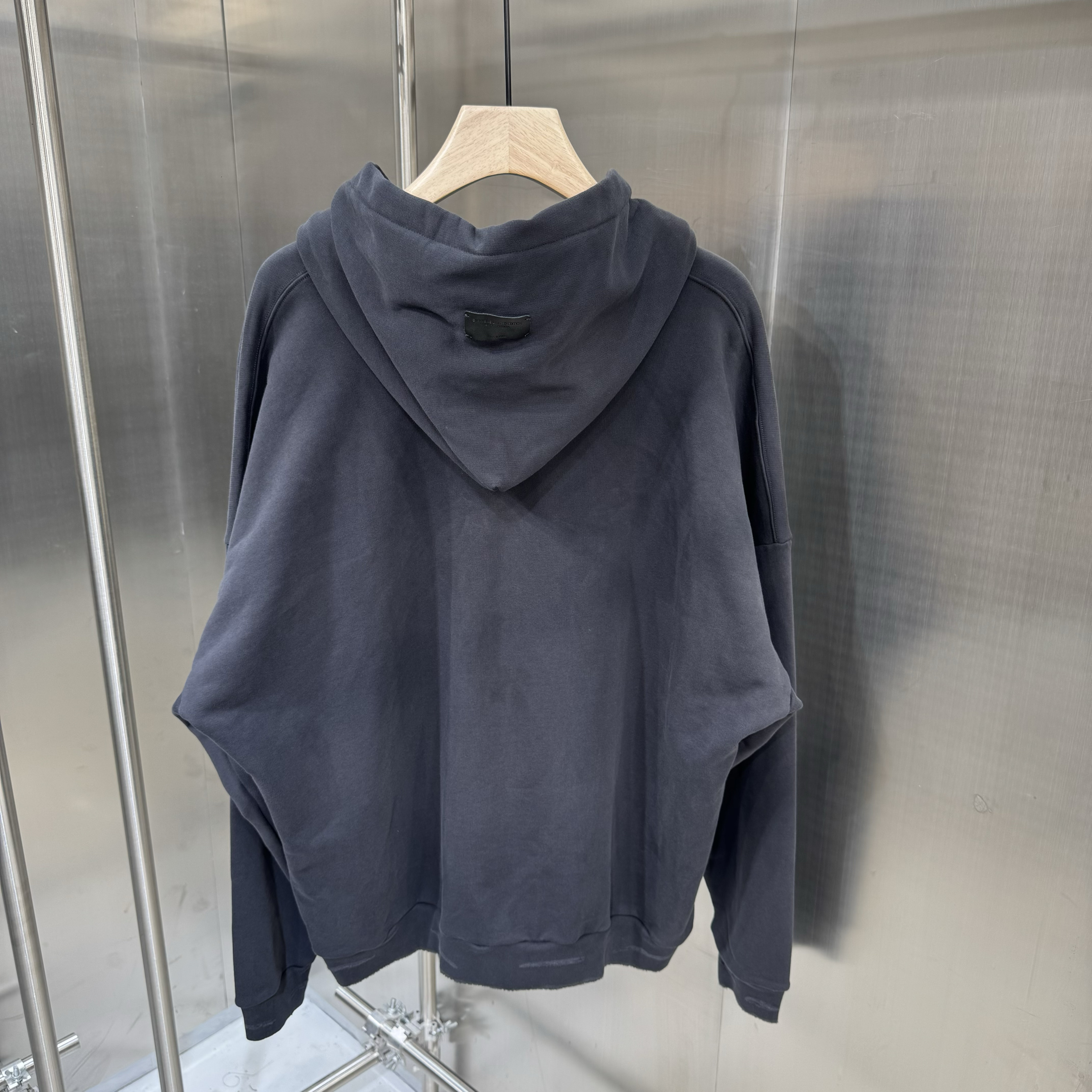 过万质感 定制高克重毛线圈面料 连帽宽松休闲卫衣男外套